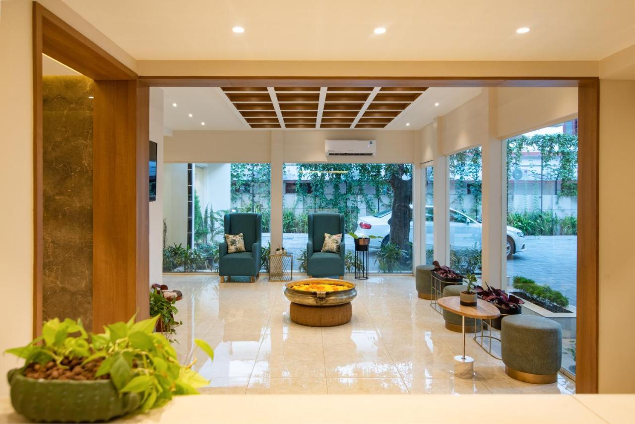 Time Square Boutique Hotel & Spa アーラップーザ県 エクステリア 写真