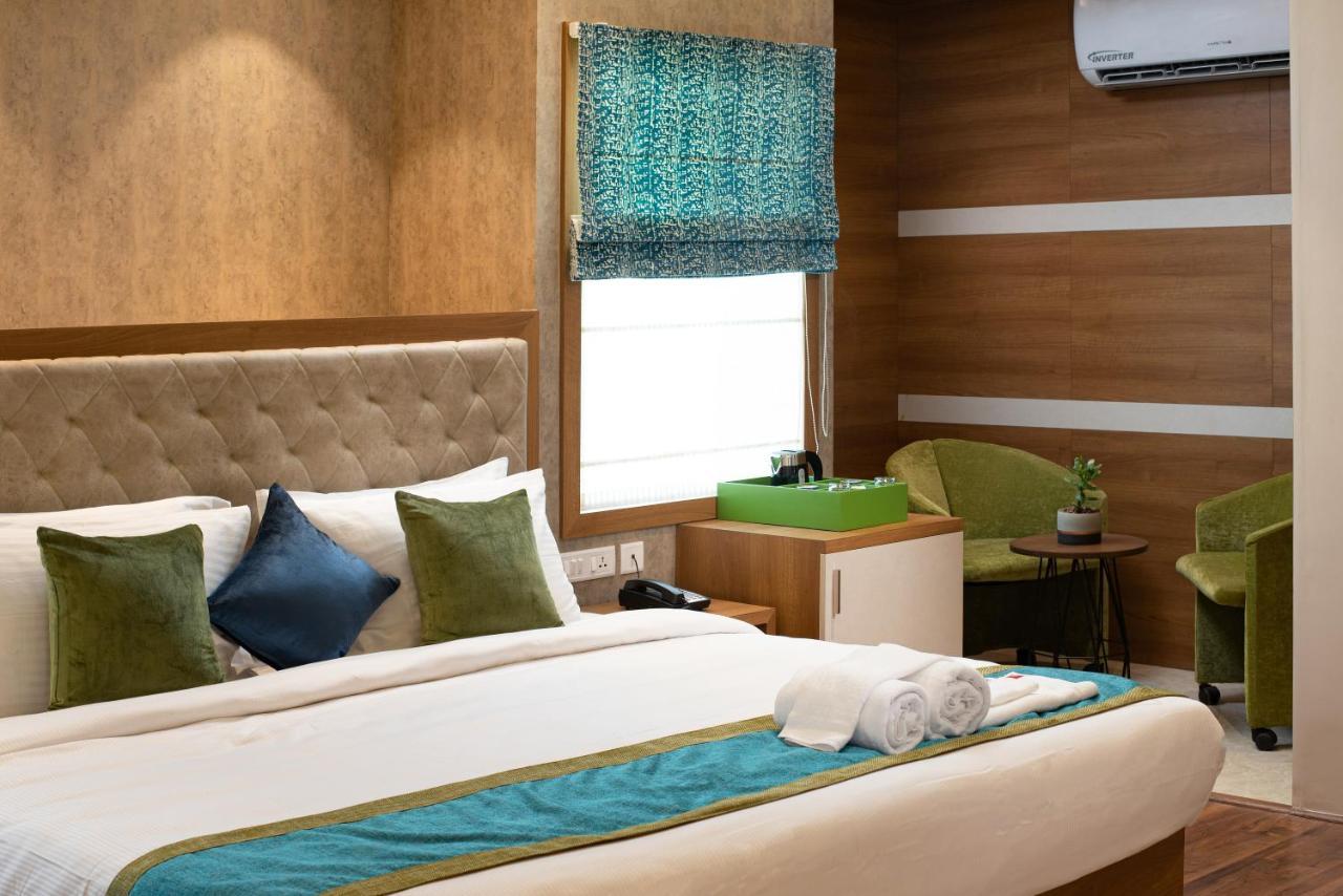Time Square Boutique Hotel & Spa アーラップーザ県 エクステリア 写真