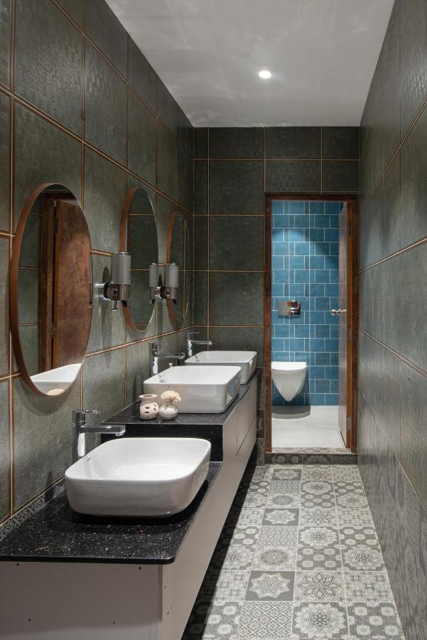 Time Square Boutique Hotel & Spa アーラップーザ県 エクステリア 写真