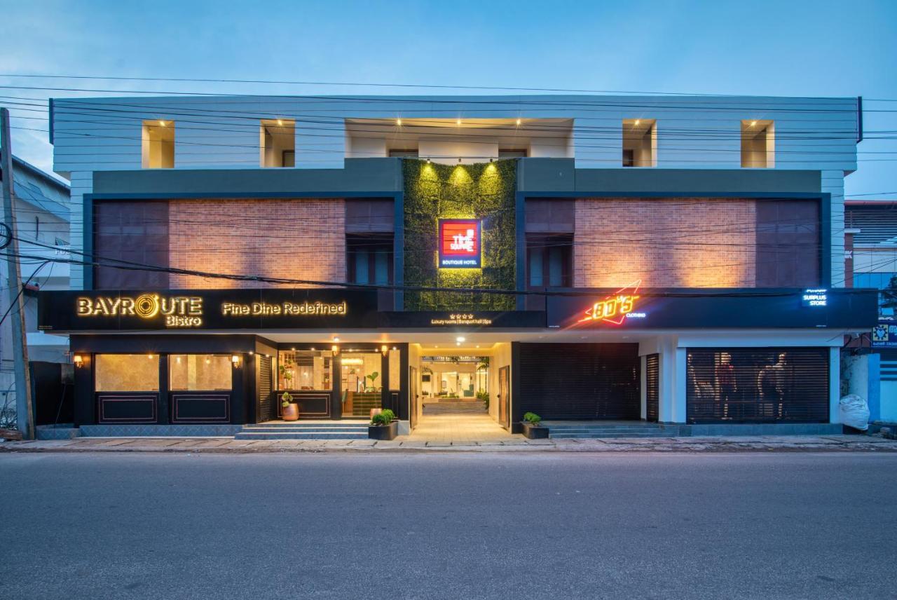 Time Square Boutique Hotel & Spa アーラップーザ県 エクステリア 写真