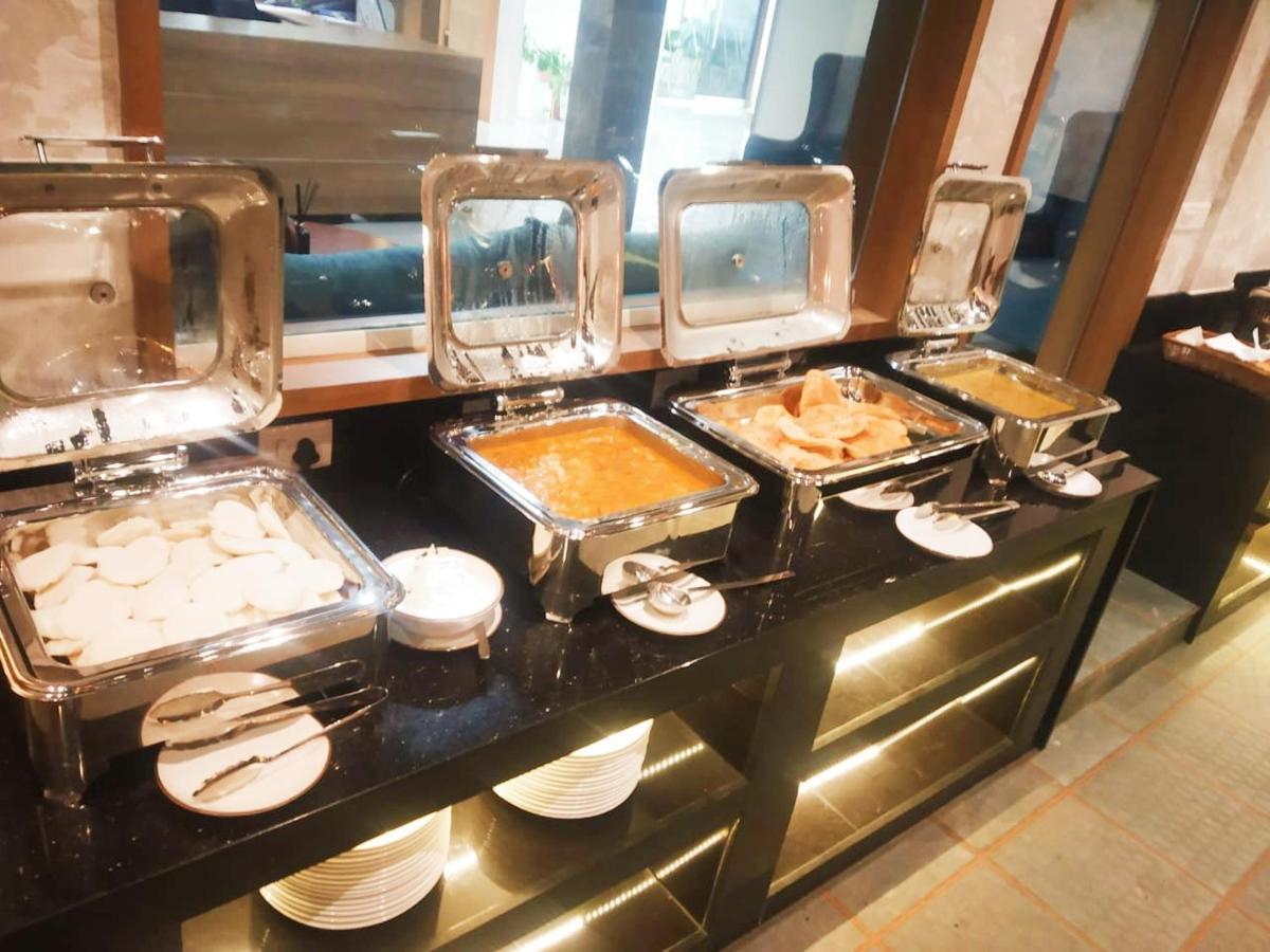Time Square Boutique Hotel & Spa アーラップーザ県 エクステリア 写真